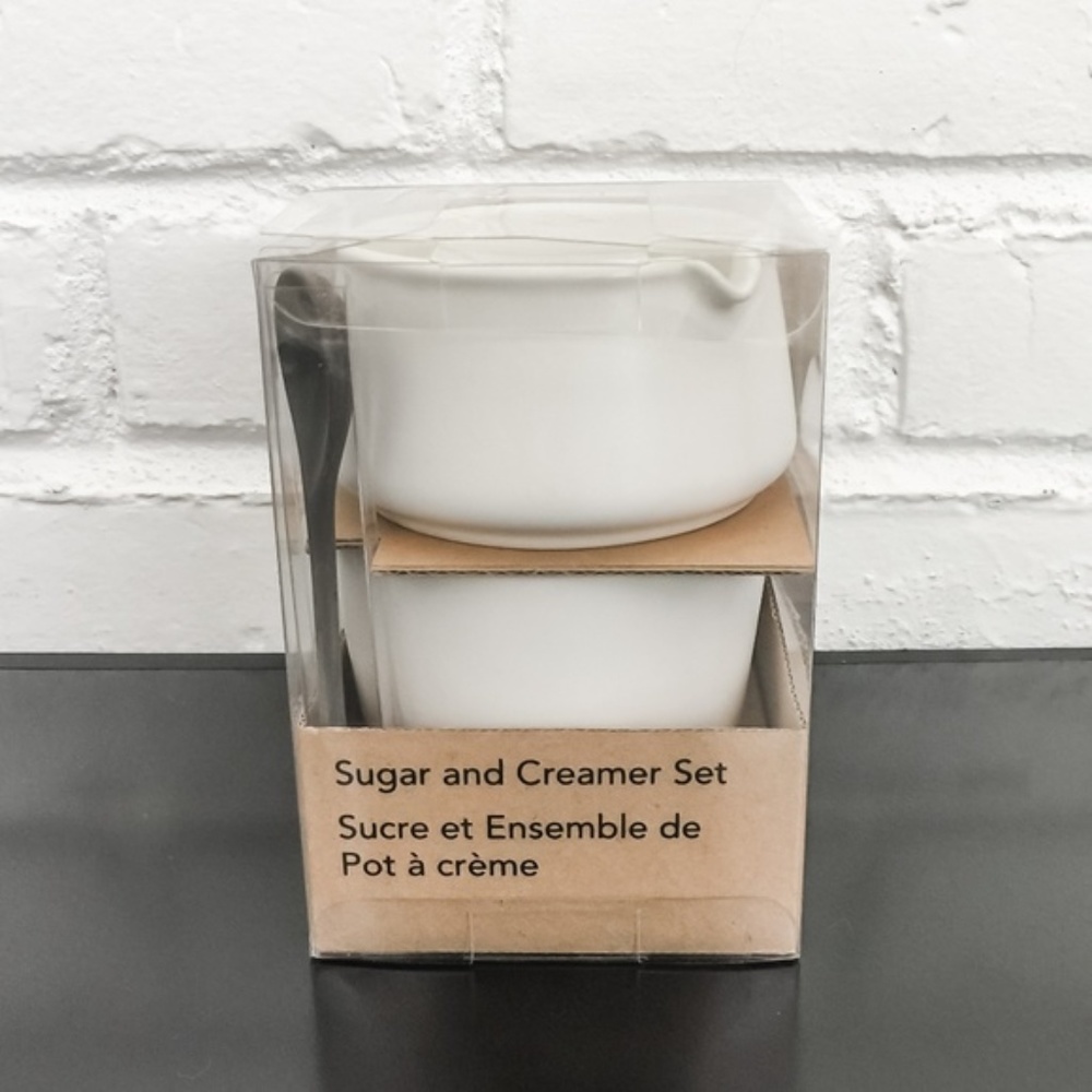 New In Box White Starbucks Sugar And Creamer Set